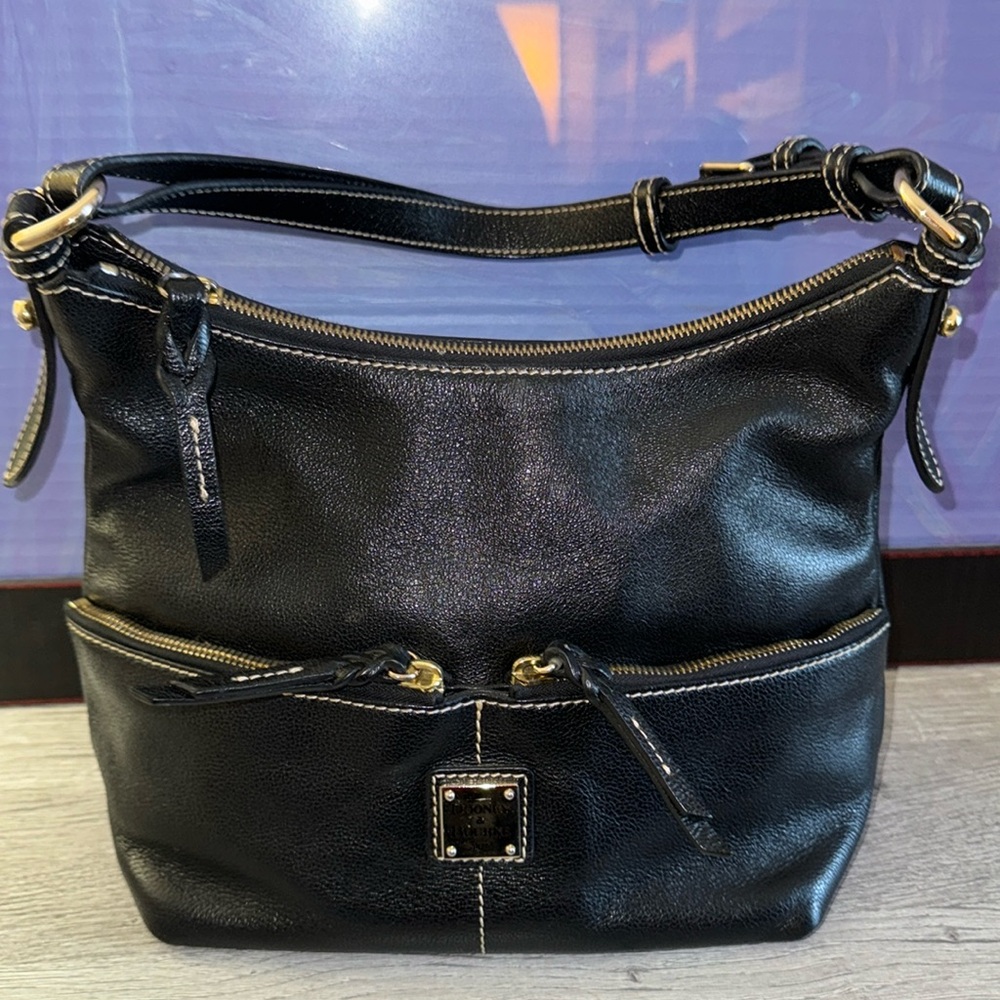 Dooney & Bourke black leather purse